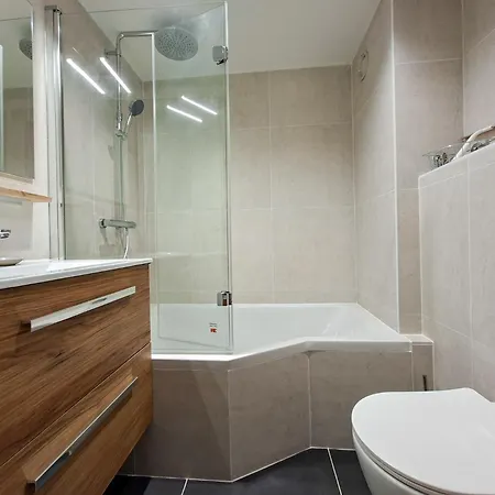 Gemeaux - Confortable - Centre Station - Balcon Mae-7410 Lejlighed